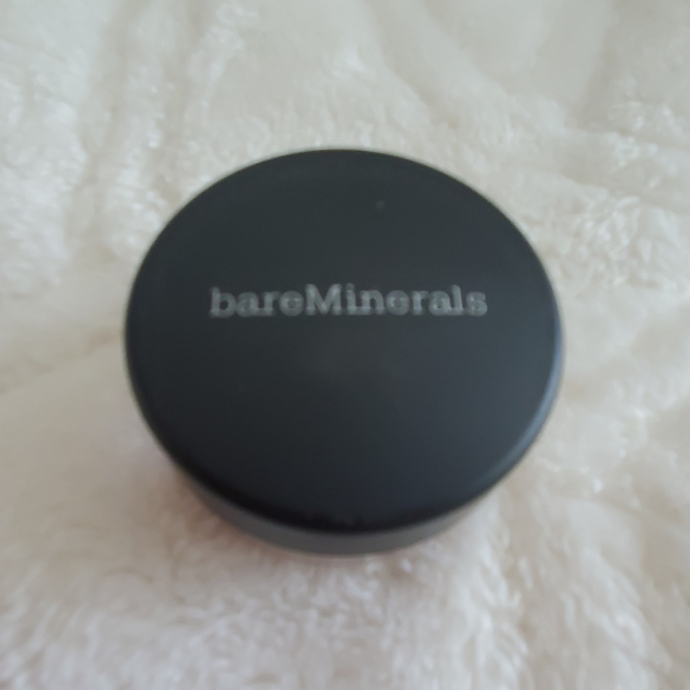 bareMinerals FOUNDATION
